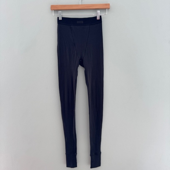 SKIMS Cotton Rib Legging - Picture 6 of 16